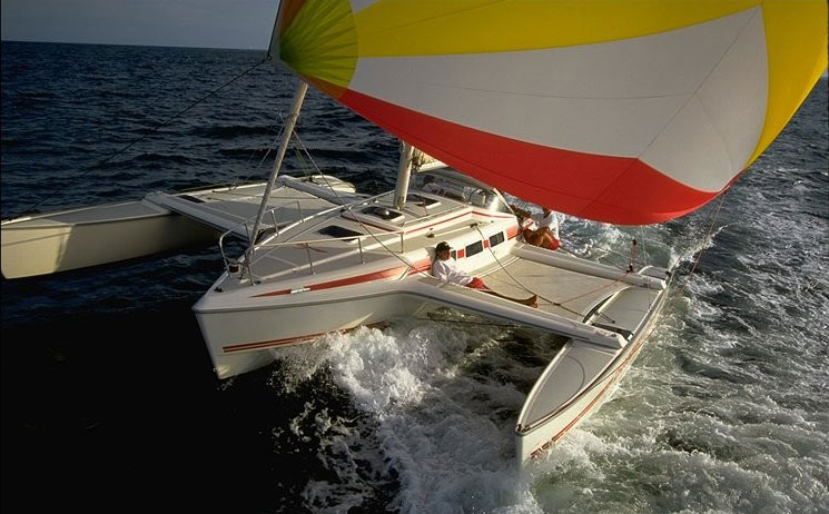 Dragonfly 1000 with spinnaker