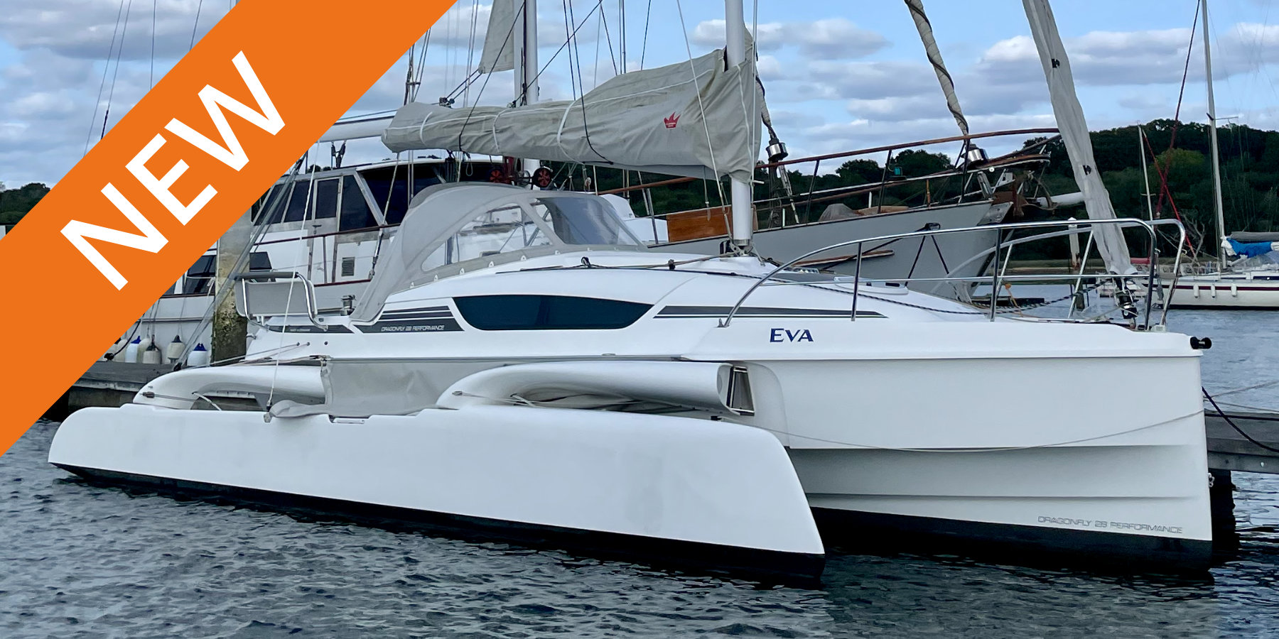 Dragonfly 28 hull 263 Performance for sale